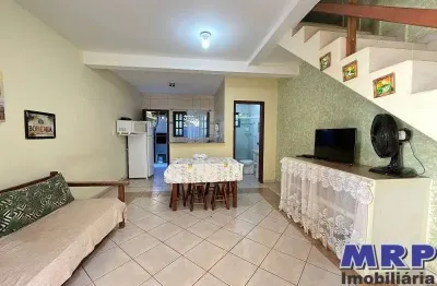 Sobrado em ubatuba na praia da maranduba, 2 dormitórios, condomínio fechado, com escritura