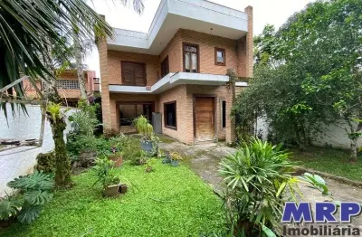 Casa com 3 suítes à venda em ubatuba, praia da lagoinha, aceita financiamento.
