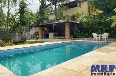 Casa a venda em ubatuba, no bairro tabatinga a 300 metros da praia, com 3 dormitórios e piscina !
