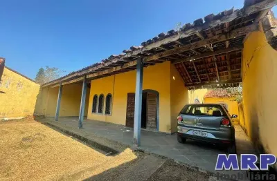 Casa a venda em ubatuba, com 3 suítes no bairro do sertão da quina a 3 km da praia de maranduba.