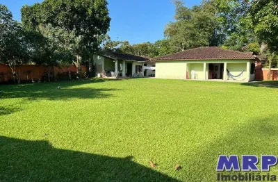 Área a venda em ubatuba com 3 lotes, ideal para empreendimento a 200 metros da praia do sapê.