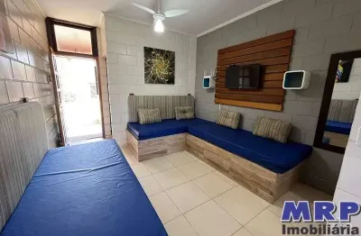 Apartamento à venda em ubatuba, praia do sapê, a 200 metros da praia. com piscina.