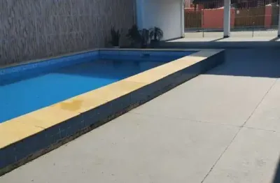 Imperdível! casa à venda em caraguatatuba-sp, bairro sumaré. 4 quartos, 2 suítes, 3 salas, 1 banheiro, 4 vagas, 274,32 m².