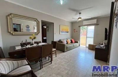 Praia da maranduba, apartamento á venda. condomínio com elevador e piscina.