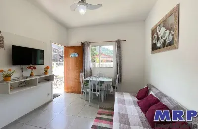 Apartamento à venda em ubatuba. 1 dormitório. com piscina. aceita financiamento.