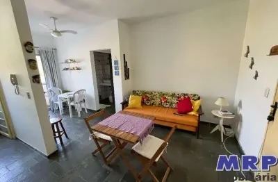 Apartamento à venda em ubatuba na praia da maranduba, condomínio com elevador.