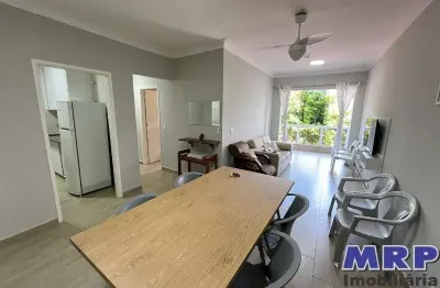 Apartamento 100 metros da praia da maranduba. 2 quartos. aceita financiamento.