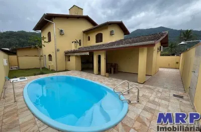 Casa à venda em ubatuba no bairro da lagoinha com piscina. aceita financiamento !