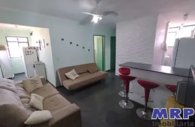 Apartamento na praia do sapê em ubatuba, com 2 dormitórios, localizado a 600 metros da praia.