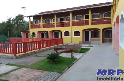 Pousada à venda em ubatuba. praia da maranduba. com 16 apartamentos.