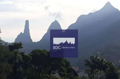 Flat com 2 dormitórios à venda, 77 m² por r$ 380.000,00 - alto - teresópolis/rj