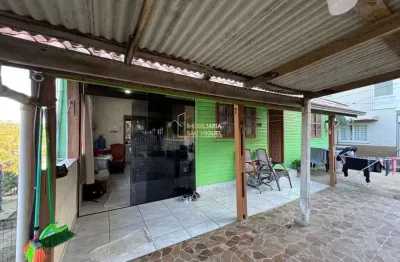 Chalé à venda no bairro navegantes em dois irmãos/rs