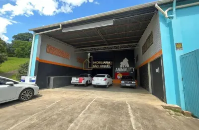 Pavilhão comercial disponível para locação no bairro floresta dois irmãos