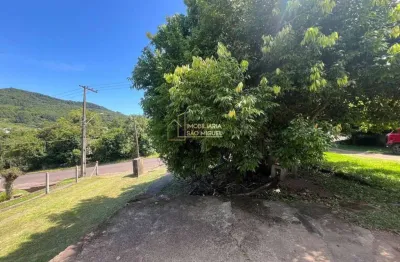 Terreno com dois chalés à venda no bairro floresta em dois irmãos