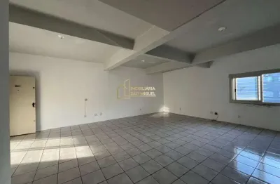 Sala comercial à venda na galeria becker no centro de dois irmãos/rs