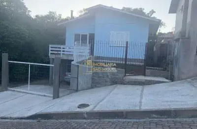 Casa com 3 quartos, 540.8m², à venda em dois irmãos, industrial