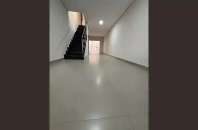 Casa a venda na vila paulicéia 3 quartos, 3 suítes, 2 vagas,130m².