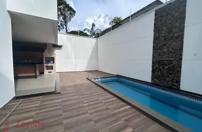 Casa de Condomínio de Luxo em Tremembé, São Paulo-SP - 4 Quartos, 4 Suítes, 3 Salas, 5 Banheiros, 5 Vagas - 400m².