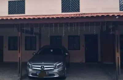 Sobrado á venda condomínio fechado v. antonieta. aceita financiamento. estuda proposta.