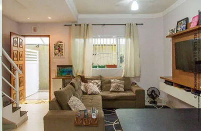 Casa com 2 quartos à venda na Vila Voturua, São Vicente 