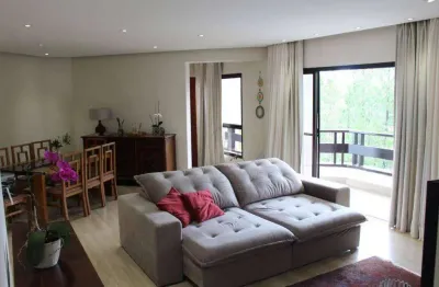 Apartamento com 4 dormitórios à venda, 142 m² por R$ 790.000,00 - Centro - Serra Negra/SP