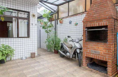 Casa com 2 quartos à venda no Macuco, Santos 