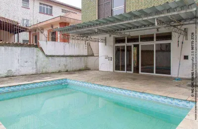 Casa com 9 quartos para alugar no Boqueirão, Santos 