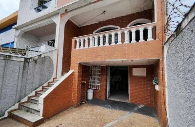 Casa comercial com 2 salas para alugar no Pompéia, Santos 