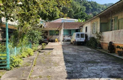 Terreno à venda no Marapé, Santos 
