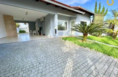 Casa comercial à venda no Iririú, Joinville 