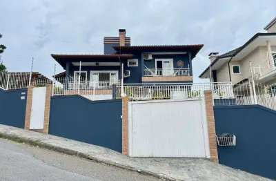 Casa com 4 dormitórios à venda, 230 m² por r$ 2.200.000,00 - centro - são josé/sc