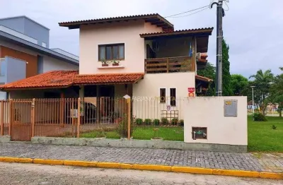 Casa com 5 dormitórios à venda, 326 m² por r$ 1.400.000,00 - carianos - florianópolis/sc
