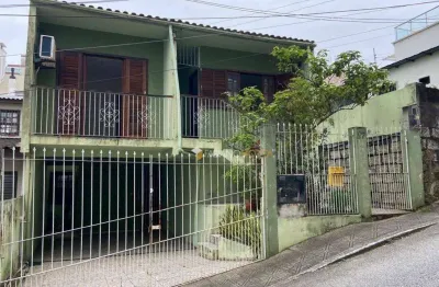 Sobrado com 4 dormitórios à venda, 143 m² por r$ 750.000,00 - agronômica - florianópolis/sc