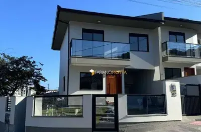 Sobrado com 3 dormitórios à venda, 107 m² por r$ 649.000,00 - potecas - são josé/sc