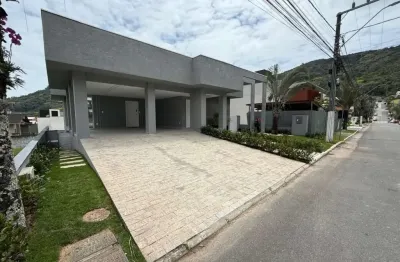 Casa com 3 dormitórios à venda, 1 m² por R$ 7.500.000 - Barra - Balneário Camboriú/SC