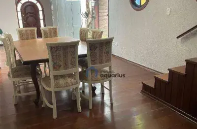Sobrado com 4 dormitórios para alugar, 161 m² por R$ 5.200,/mês - Jardim Bela Vista - São José dos Campos/SP