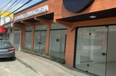 Sala comercial à venda no Gravatá, Penha 