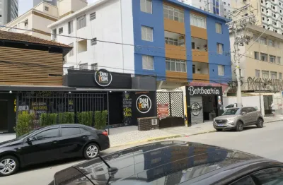 Grande oportunidade apto de 1 dormt. A 50m da praia no boqueirâo.o