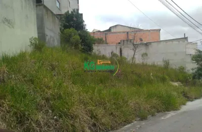 Terreno 121,25 mts | sendo 19,53 mts de frente - 121,25 mts - a venda por r$ 200.000,00 - condomínio maracanã - santo andré/sp.