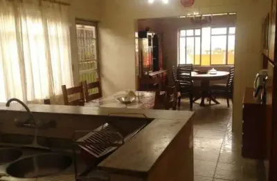 Casa | 3 dorm | suíte com banheira | edicula | varanda ampla | quintal | 3 vagas - 300 mts - a venda - vila amébile pezzolo/vila progresso - santo andré/sp