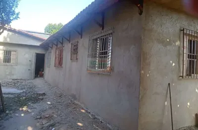 Casa terrea r$ 192.000,00 / 2 dormirtórios sendo 1 suite / 6 vagas de garagem / itanhaém -sp