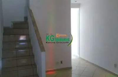 Sobrado com 2 dorm | 2 wc | 1 vaga | lazer - portaria 24 horas - 60 mts - locação - próx. parque do pedroso - jardim santo andré - santo andré/sp.
