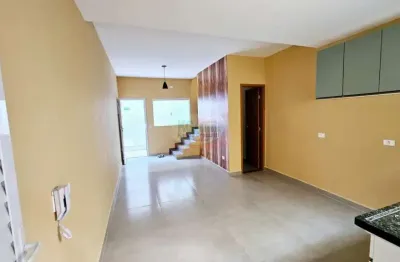 Linda casa para venda r$450.000,00 | 2 dormitórios | 64 m² | 1 vaga de garagem  | 100 metros do mar | maracanã  -  praia grande/ sp
