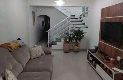 Lindo sobrado com espaço gourmet com churrasqueira | 4 dormitórios planejados | 2 vagas de garagem | montanhão - são bernardo do campo/ sp