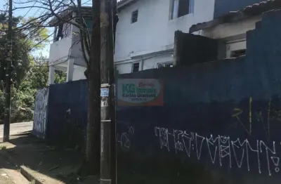 Terreno com 4 casas  | 10 dormitórios somando as 4 casas | 2 vagas | jardim santo andré - santo andré / sp