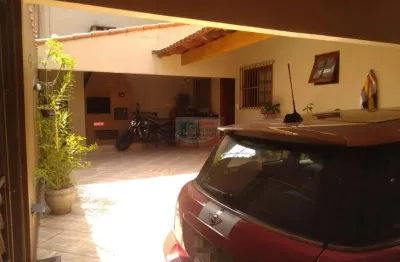 Lindo sobrado | 4 dorm | suíte | varanda | dependência empregada | espaço gourmet | quintal | 4  vagas - 201 mts - a venda - r$ 690.000,00 - vila linda - santo andré/sp.