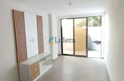 Apto com área externa - 56m² - 1 quarto - intermares em cabedelo-pb.