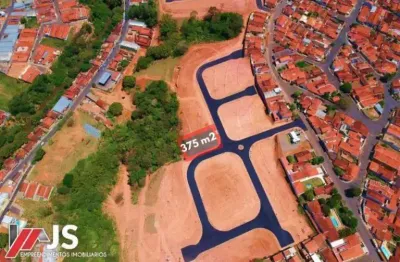 Terreno à venda no Jardim Araújo, Socorro 