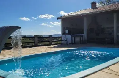 Chácara / sítio com 3 quartos para alugar no Bairro dos Farias, Socorro 