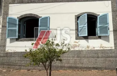 Casa com 3 quartos à venda no Centro, Socorro 